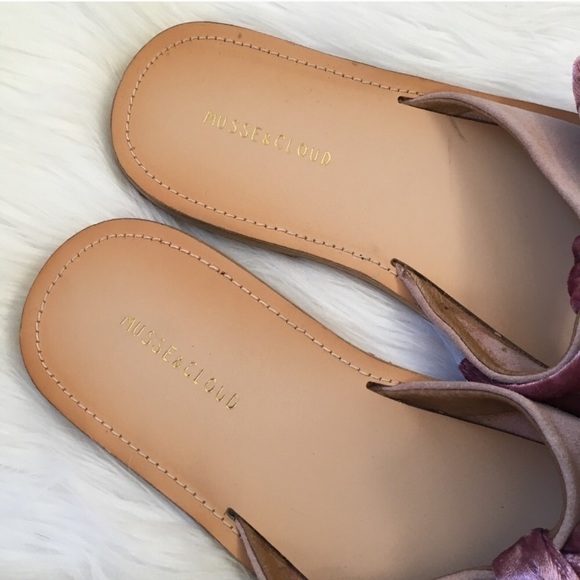 Musse and Cloud Pink Bow Sandals Shoes - Picture 4 of 5